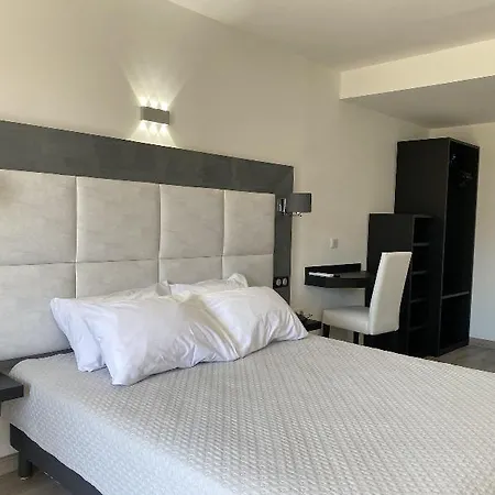 Maria Stella 3* L'Ile-Rousse (Corsica)