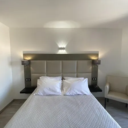 Maria Stella 3*
