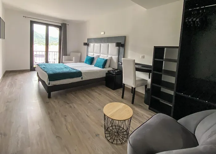 Maria Stella Hotel 3*